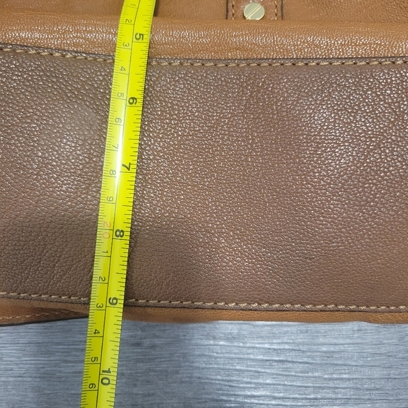 MICHAEL Michael Kors Tan Gold Shoulder Bag - Picture 6 of 6
